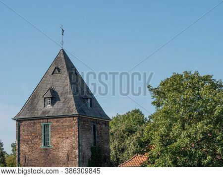 the village of krudenburg at the river lippe