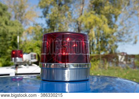 Saint Clair Shores, Michigan / Usa - 09-21-2020: 24Th Annual Waterfront Car Show Presented By The Vi