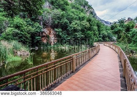 Khao Ngoo Rock Park. Walkway In Of Mount Khao Ngoo Rock Park At Ratchaburi Province, Thailand.