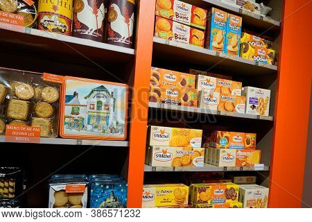 Nantes , Loire Atlantique / France - 09 20 2020 : St Michel Pastry Shop Of Butter Cookies And Cake I
