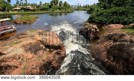 Mata De Sao Joao, Bahia / Brazil - September 23, 2020: View Of The River Imbassai Near The Mouth In 