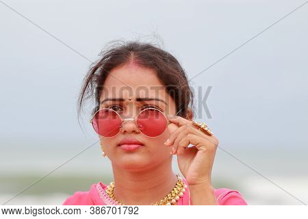 Beautiful Woman Portrait. Beauty Woman Face Portrait.pretty Woman Portrait. Stylish Woman Face Beaut