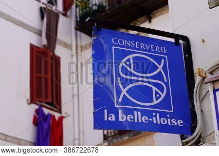 Bordeaux , Aquitaine / France - 09 20 2020 : La Belle Iloise Logo And Text Sign Of French Cannery St