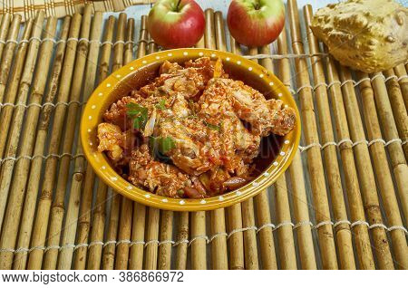 Alitas De Pollo En Salsa Picante
