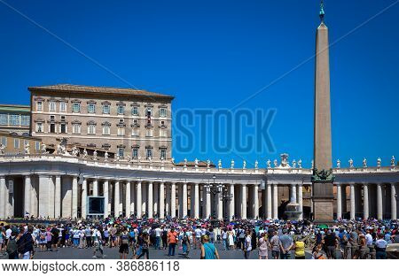Rome, Vatican State - August 19, 2018: Pope Francis On Sunday During The Angelus Prayer In Saint Pet