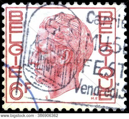 Saint Petersburg, Russia - September 18, 2020: Postage Stamp Issued In Belgium The Image Of The King