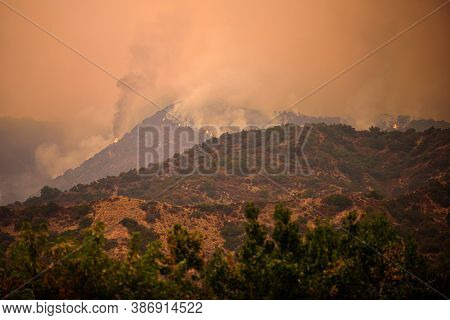 Fire And Smoke In The Mountains Of California. Forest Fires. Air Pollution. Toxic Smoke. Fires In Th