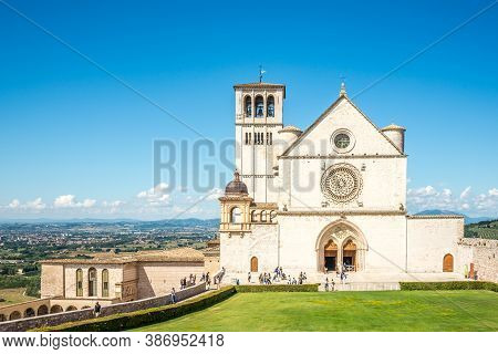 Assisi,italy - September 3,2020 - View At The Basilica Of San Francesco In Assisi. Assisi Is A Town 