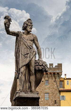 Florence, Statue Of The Autumn On The Santa Trinita Bridge (xvi Century), Sculptor Giovanni Battista