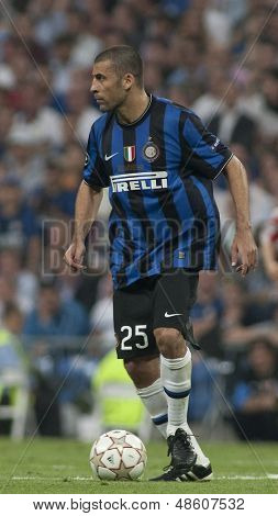 MADRID, SPANIEN. 22/05/2010. Milano defender Walter Samuel i aktion under Champions League fin