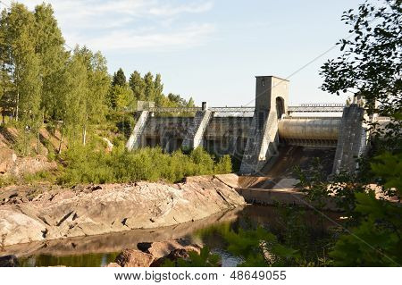 Überlappende Wasserfall im Imatra