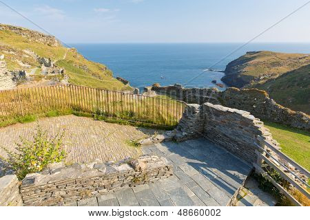 Fortificação medieval de Cornwall do Castelo de Tintagel
