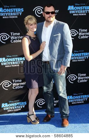 Beth Behrs and Michael Gladis at the 