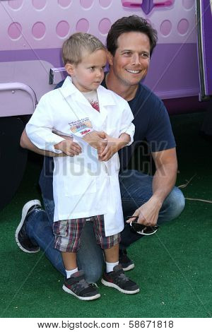 Scott Wolf and son Jackson Kayse Wolf at Disney Junior's 