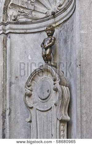 Brussels, Belgium - Fevrier 2:  Manneken Pis Statue In Brussels On February 2, 2014 In Brussels.
