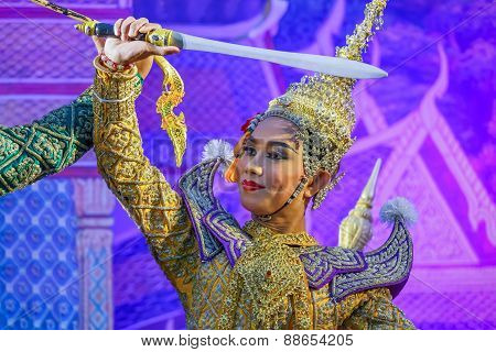 Khon - Thai Traditional Mask Dance