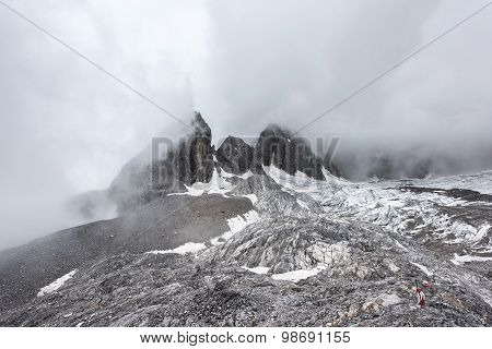 Jade Dragon Snow Mountain