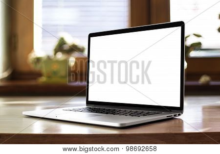 Notebook with blank screen.