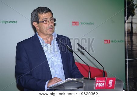 Bürgermeister der Stadt bei einem politischen treffen 06
