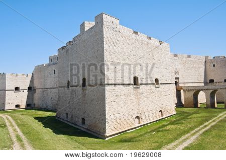 Norman-schwabiske slot. Barletta. Apulien.