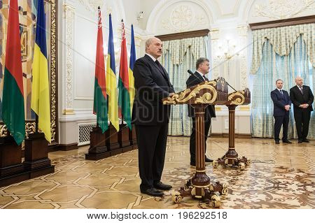 Alexander Lukashenko And Petro Poroshenko