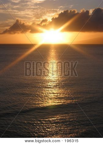 Coucher de soleil paradisiaque