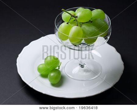 유리에 포도