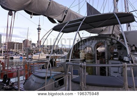 Expedition Boat  - Tara