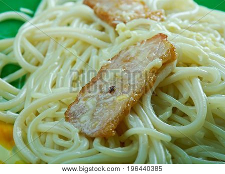 Linguine With Bacon And Cheese