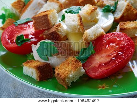 Chicken Ensalada Cezar