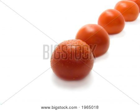 Rosso pomodoro gustoso isolato