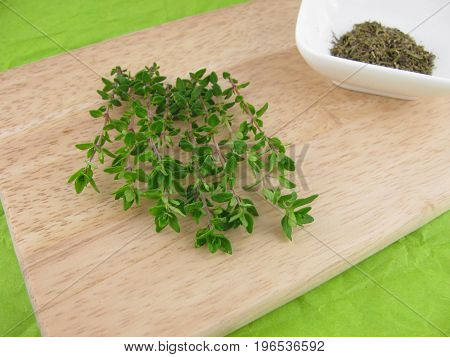 Fresh and coarsely grated green aromatic thyme