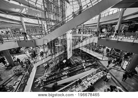 Tel Aviv - 22.05.2017: Rush Hour, Many People In The Azrieli Mall, Tel Aviv,