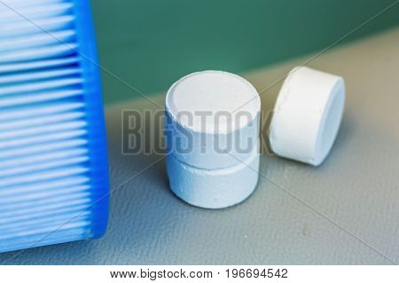 Cartridge Filter; And Tablet Of Chlorine Or Bromide For Mainteance Of Water Quality Of  Or Sp
