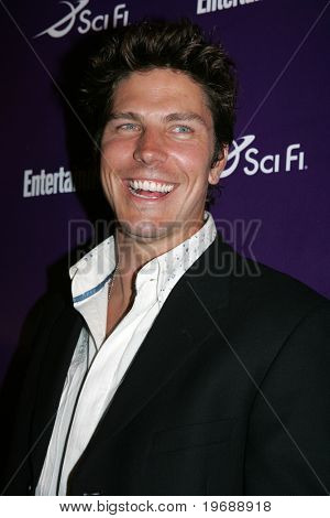 SAN DIEGO, CA - 26. Juli: Schauspieler Michael Trucco beachtet die jährlichen Comic-Con International SciFi Chann