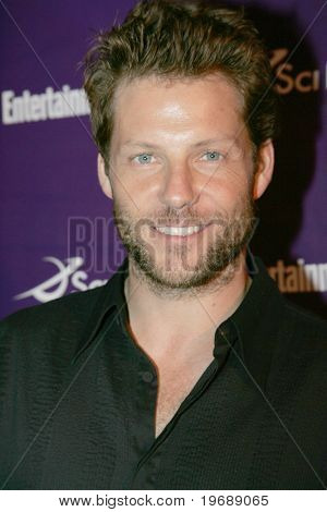 SAN DIEGO, CA - 26 července: Herec Jamie Bamber účastní každoroční Comic Con International SciFi kanál