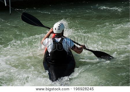Canoe Slalom in white water in Augsburg