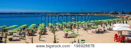 Beach At Sanremo Promenade, Mediterranean Coast, Italien Riviera