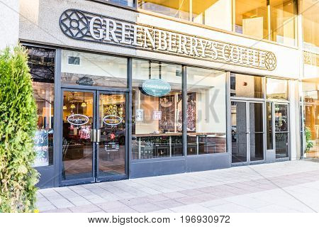 Washington Dc, Usa - March 4, 2017: Greenberrys Coffee Shop Sign And Entrance