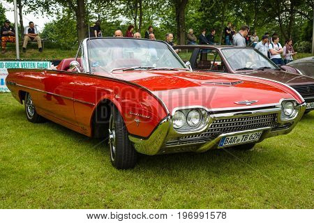 PAAREN IM GLIEN GERMANY - MAY 23 2015: Personal luxury car Ford Thunderbird (third generation). The oldtimer show in MAFZ.