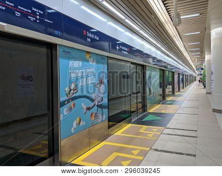 Jakarta, Indonesia - April 7, 2019: The Platform Hallway Of Dukuh Atas Bni Mrt Station.
