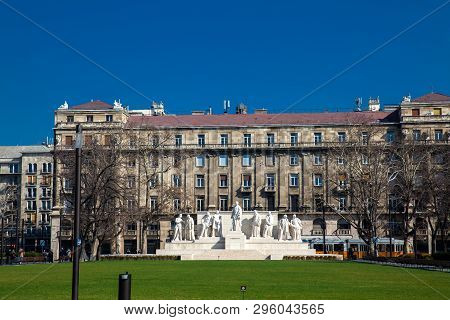 Budapest, Hungary - April, 2018: Kossuth Memorial Dedicated To Former Hungarian Regent-president Laj