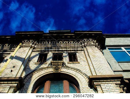 Beautiful Old Building, Architecture, Blue Sky, Cloud