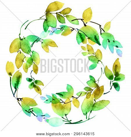 Watercolor And Ink Illustration Of Tree Leaves. Decorative Roundframe For Invitation Or Greeting Car