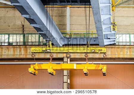 Overhead Traveling Crane With Magnetic Grippers Traverse. Industrial Area.