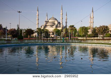 Modrá mešita reflexe