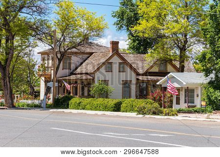 Kanab, Utah Usa - May 25, 2015: Street View Of Kanab Town In Utah Usa