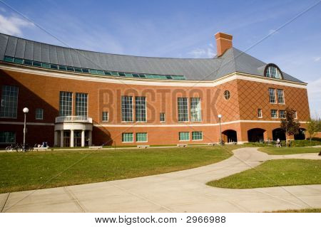 Grainger Engineering Library