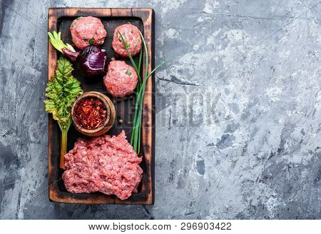 Raw Meat Balls