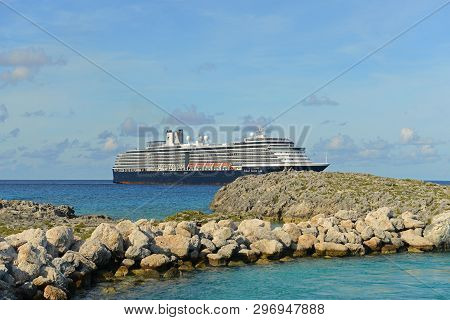 Bahamas - Dec 27, 2014: Holland American Line Cruise Ship Zuiderdam Anchore Offshore In Half Moon Ca